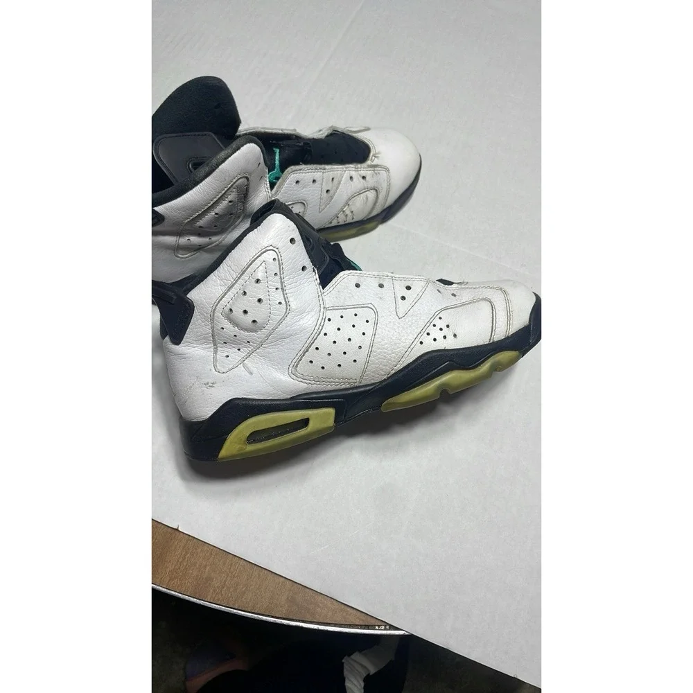 Air Jordan  Hyper‎ Jade  Retro White Black Green Emerald Mens Sz 7